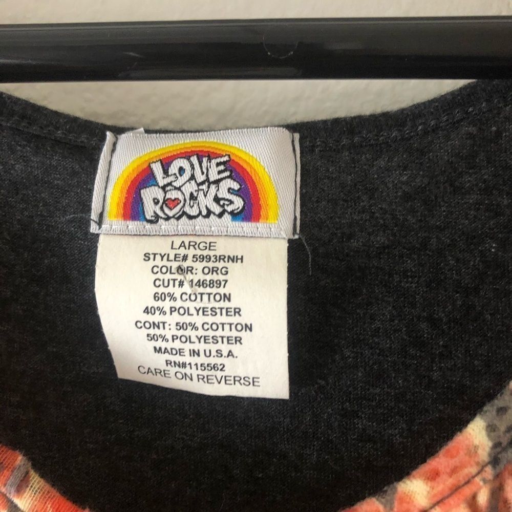 Love Rocks Ruffle Sleeves open back size L - Picture 6 of 6